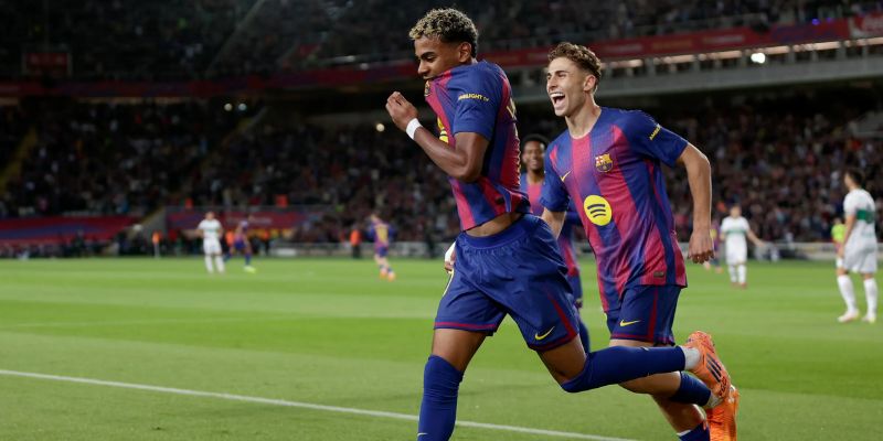 Soi Kèo Elche Vs Barcelona 3h00 01/02 - La Liga Đánh giá phong độ của cả Elche vs Barcelona