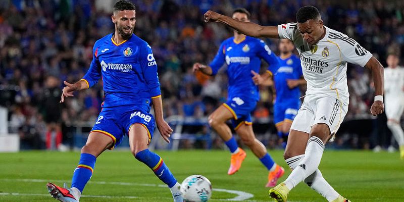 Soi Kèo Real Madrid Vs Getafe 03h00 03/03 - La Liga Real Madrid vs Getafe đều khá phập phù trong thời gian gần đây