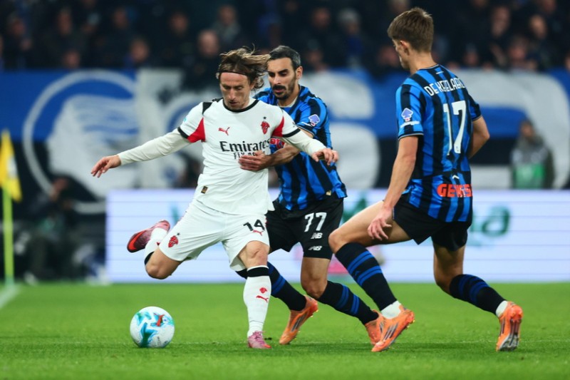 Soi Kèo AC Milan Vs Atalanta 01h45 11/05 - Serie A AC Milan gặp khó khi tiếp đón Atalanta